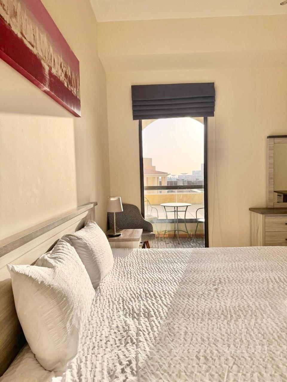 5-bed, Beachfront Very Spacious Entire In Jbr
