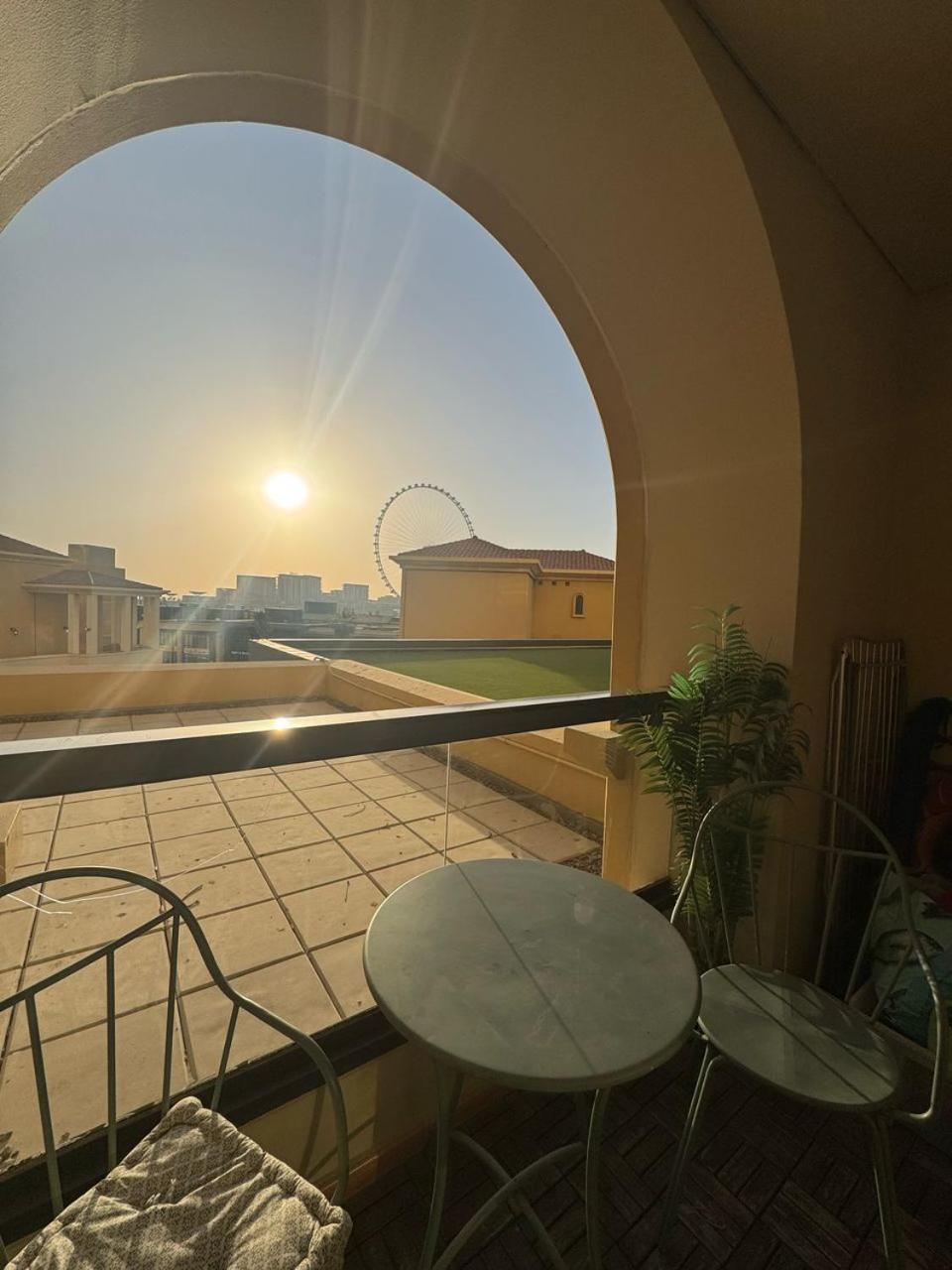 5-bed, Beachfront Very Spacious Entire In Jbr Apartment