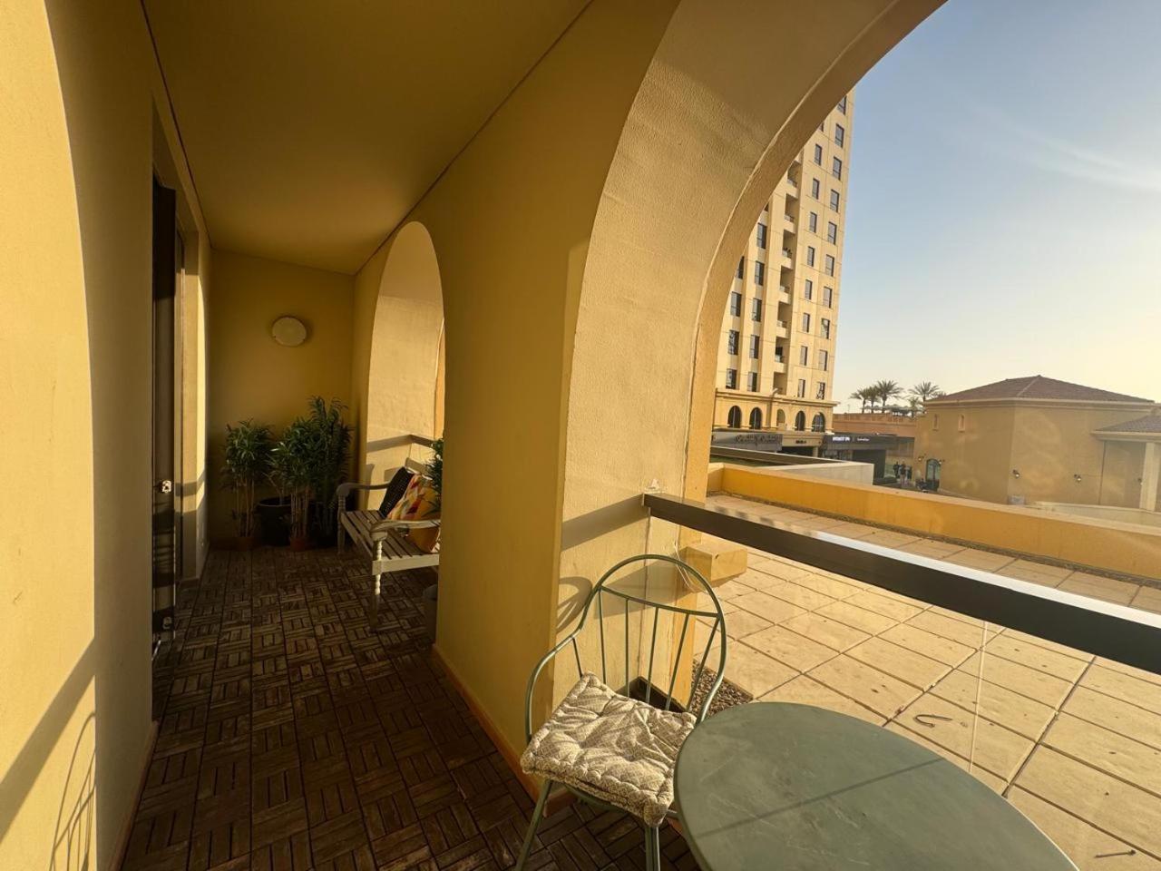 5-bed, Beachfront Very Spacious Entire In Jbr Apartment Dubai