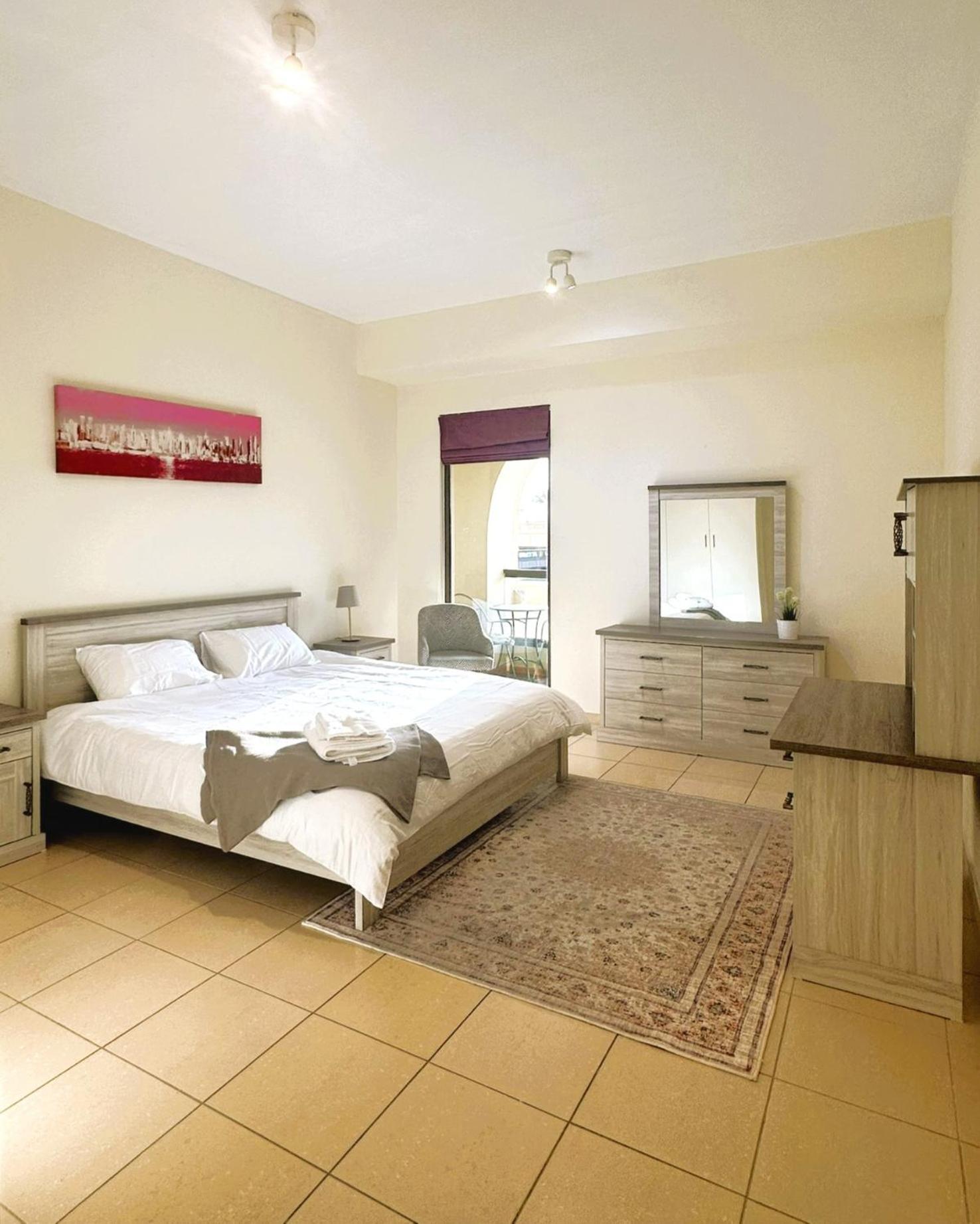Apartment 5-bed, Beachfront Very Spacious Entire In Jbr